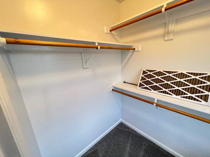 Alcove Rooms's room