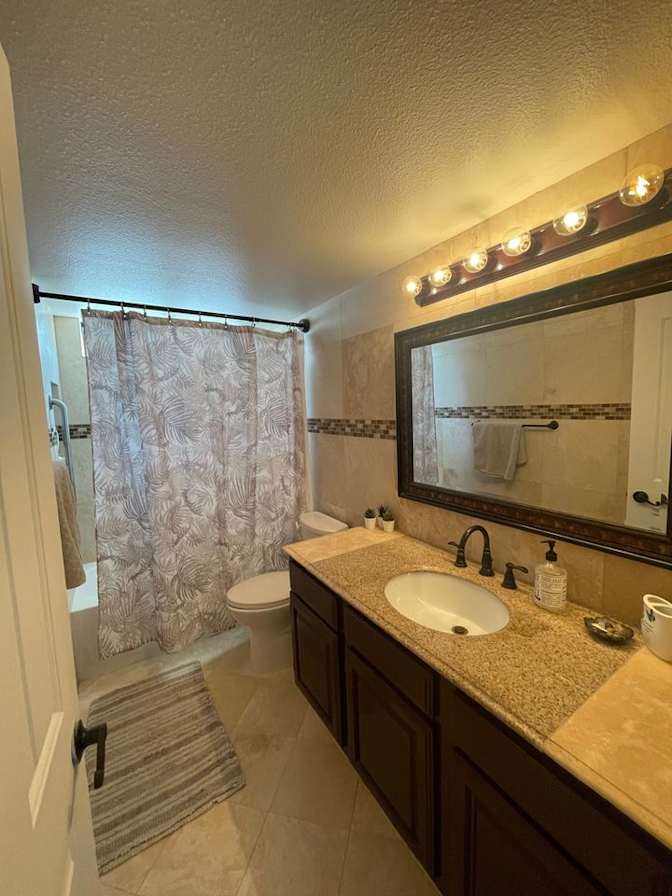 Jennifer's room