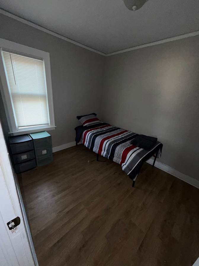 Leonna Gatling's room