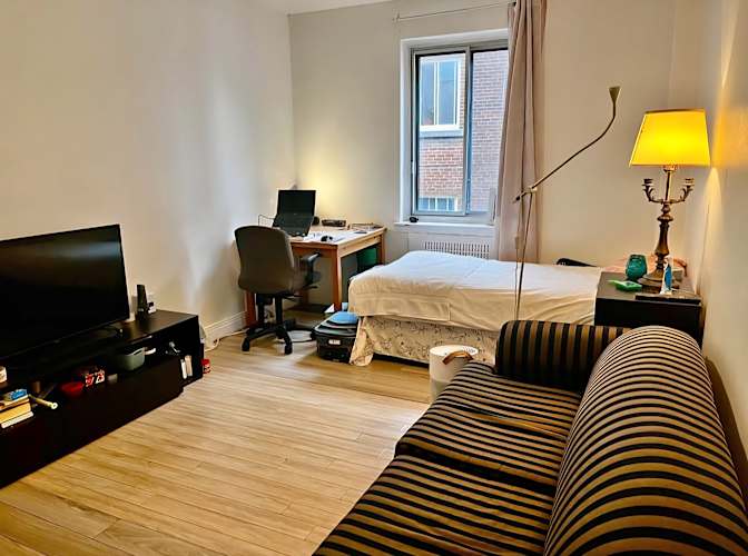 Sunny's room