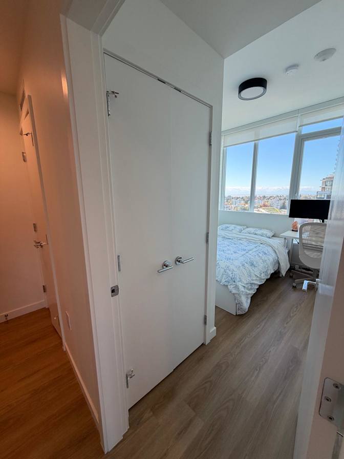 surucha arora's room