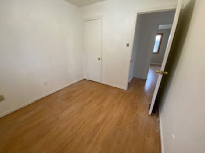 Hing's room