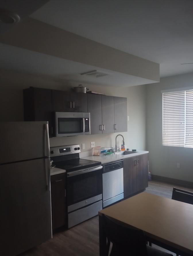 Nikolaroom's room