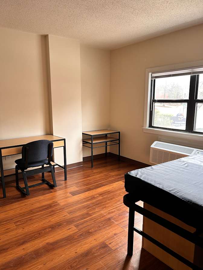 Julie Tran's room