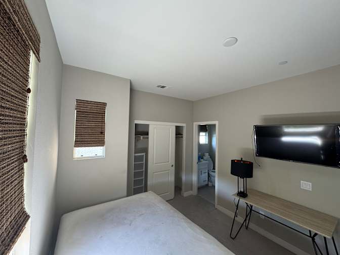 London's room