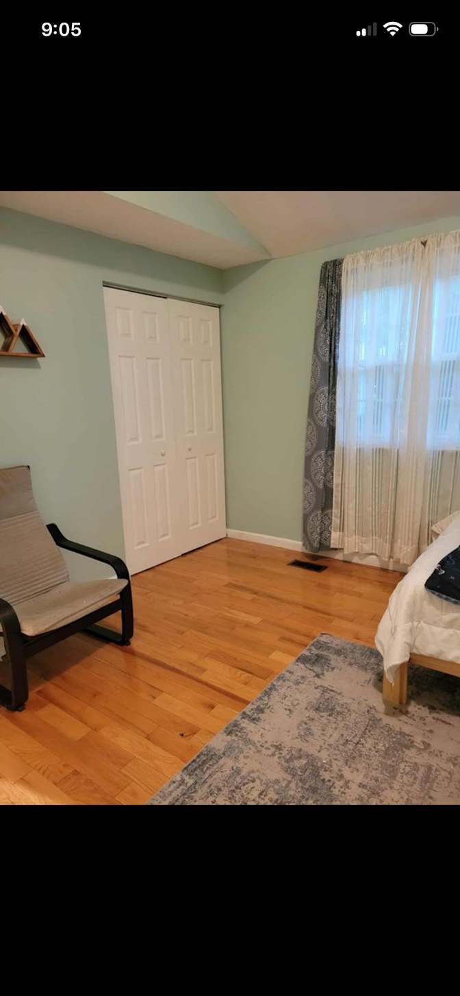 Courtney's room