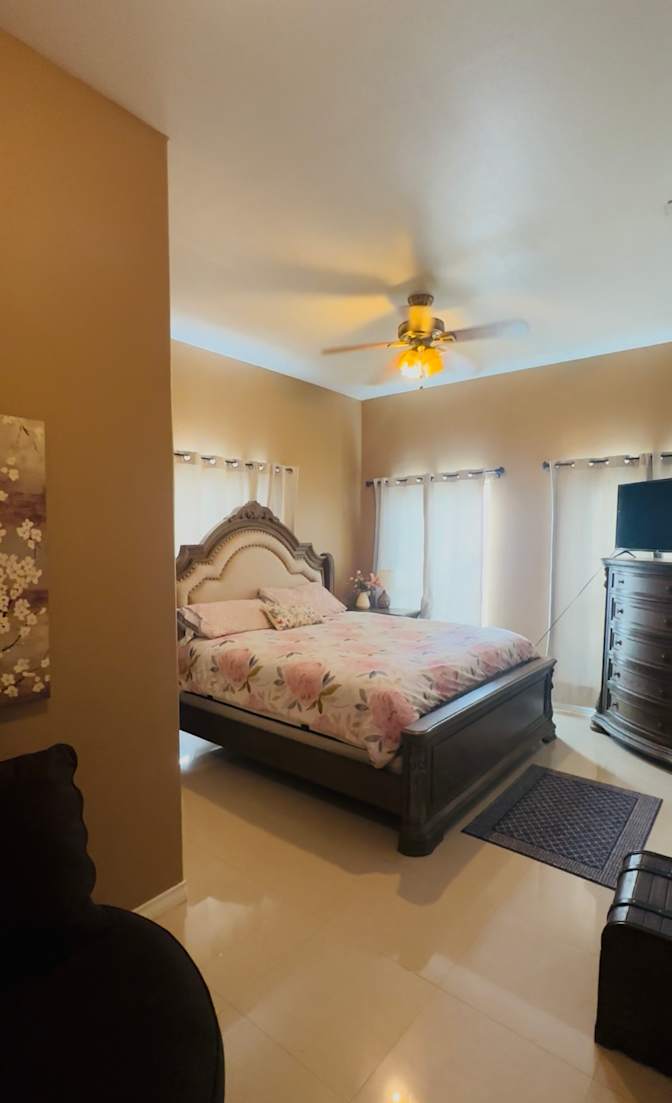 Rosario's room