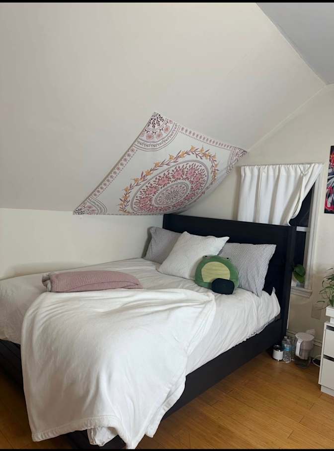 Vivie's room