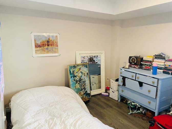 Jayne's room
