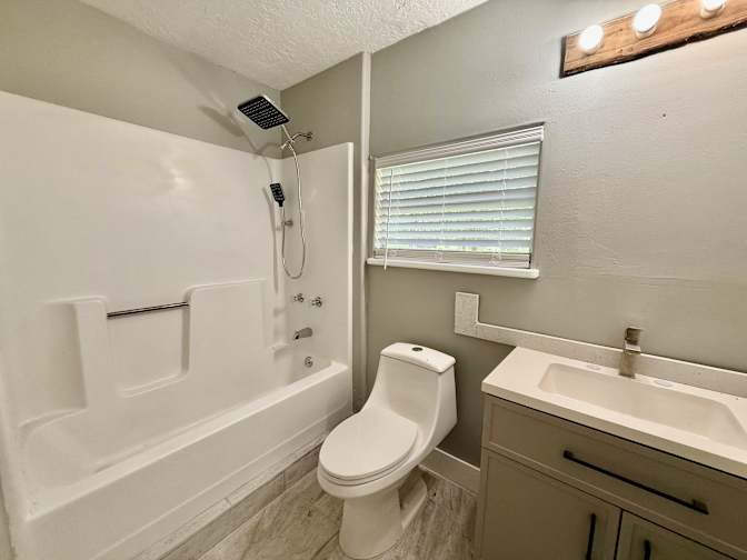 Maria Amitesarove Real Estate Agent's room