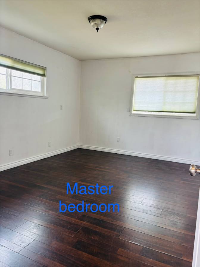 Linh's room