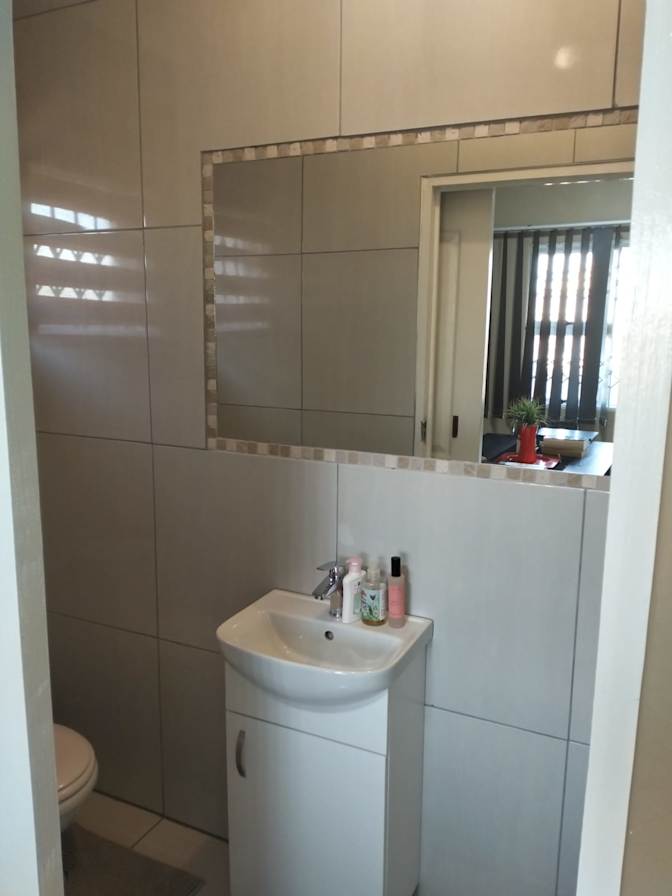 Anzél's room