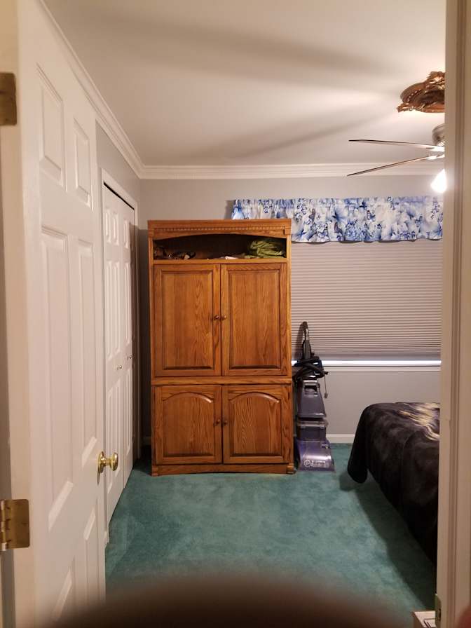 Debra L Kudrycki's room