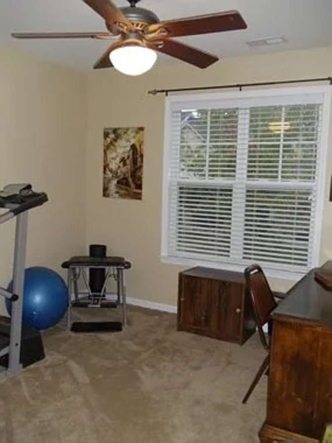 Alcove Rooms's room