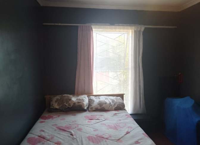 Zee's room