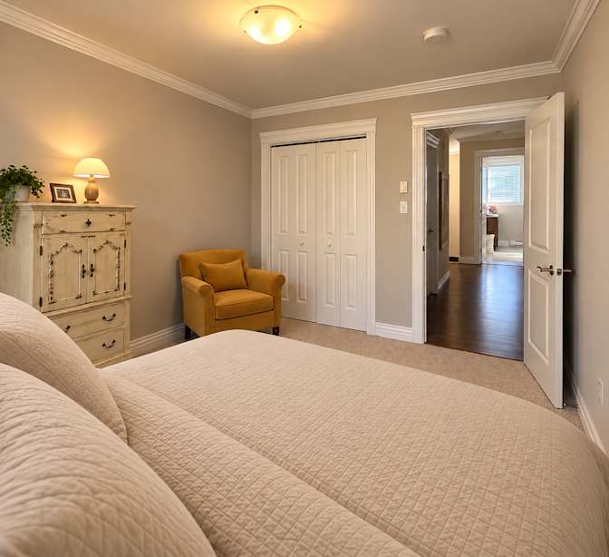 Emrah's room
