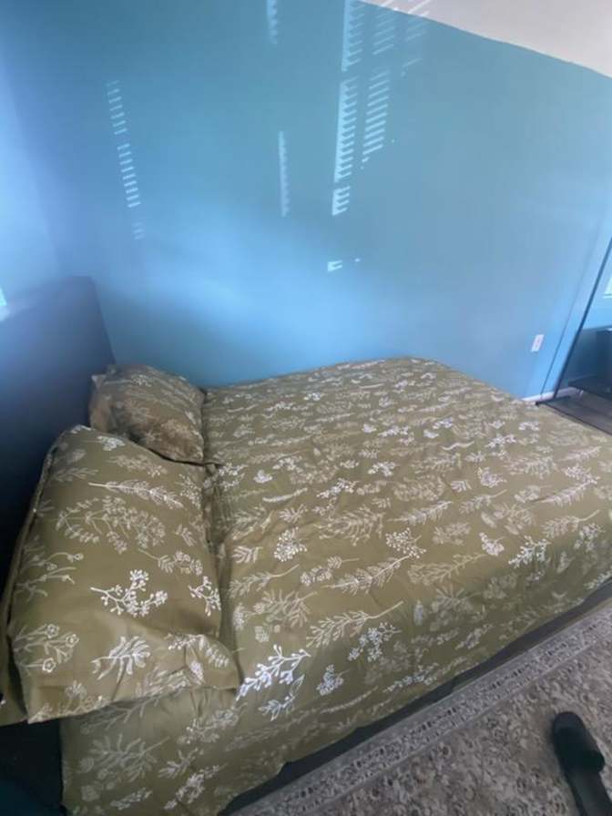 Quadarrel's room