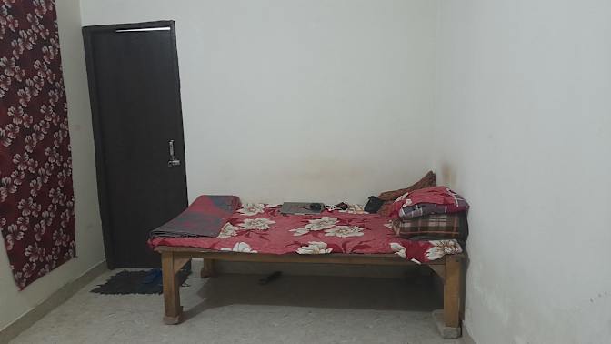 Sujit Pandey's room