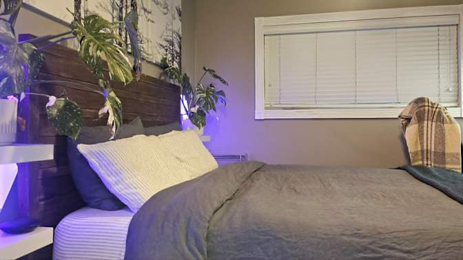 Darren's room