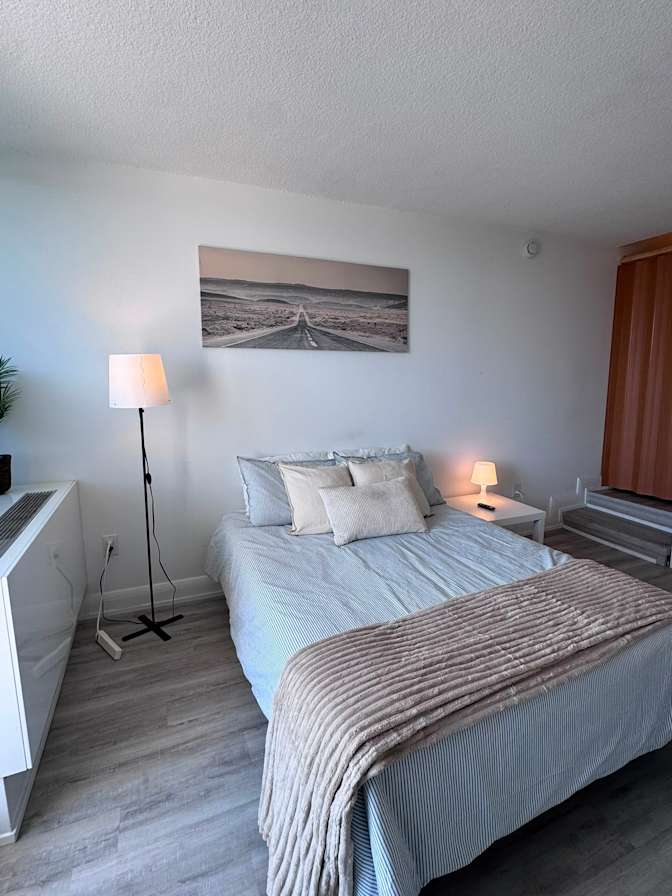 Guillermo's room