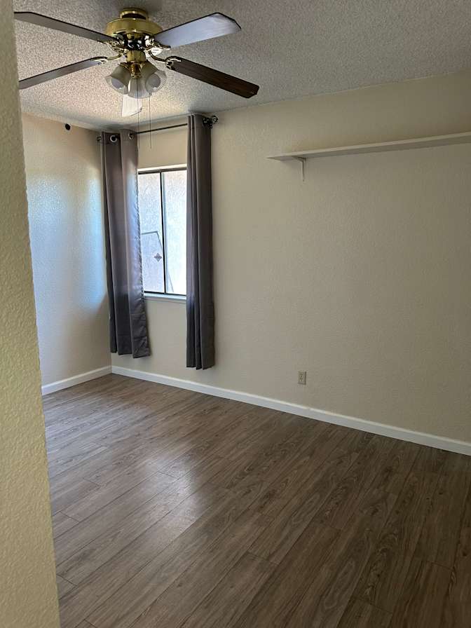 Alejandra  Chavez's room