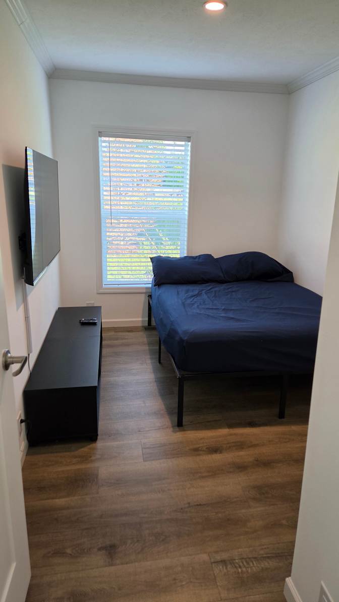 Alejandro Ramos's room