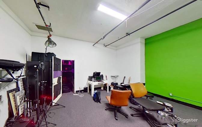 Kelvin's room