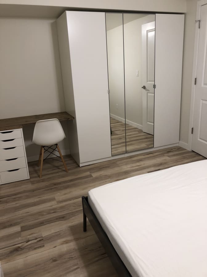Avery's room