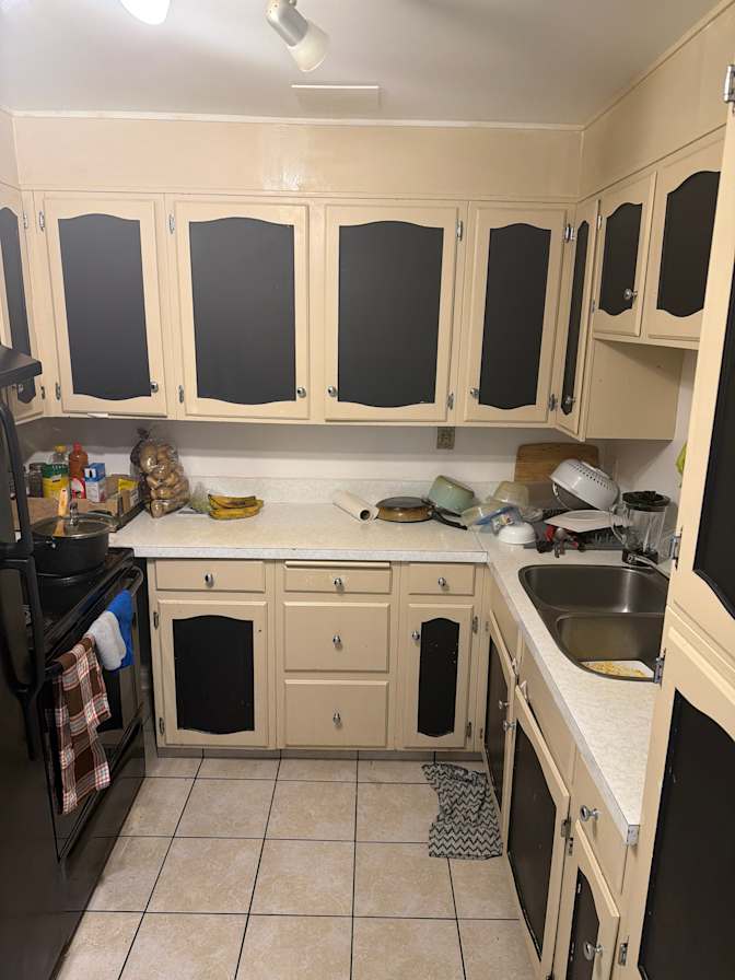 Motaze Cedrick Hope's room