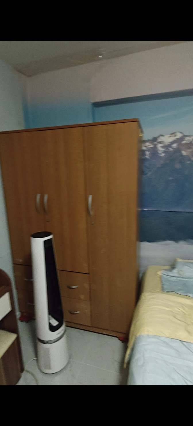 Keng Ling's room