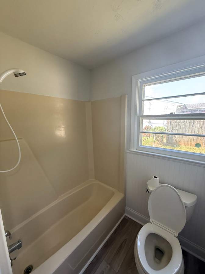 Alcove Rooms's room