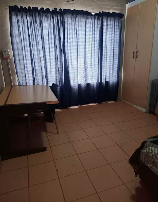 Zinhle's room