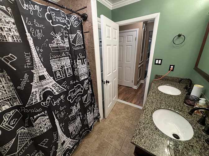 Steve Swann's room