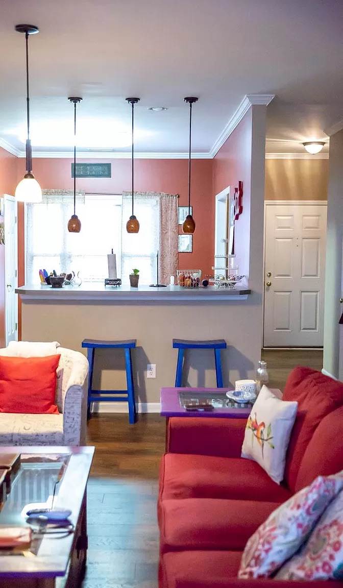 Alcove Rooms's room