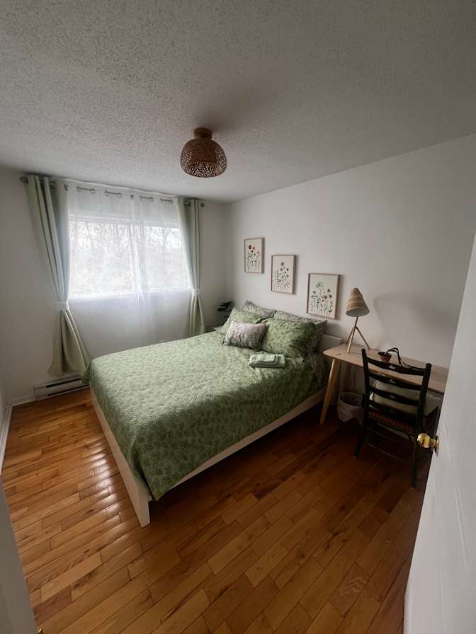 Samuel's room