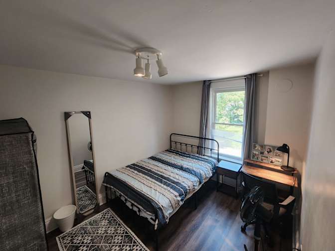 Sami's room