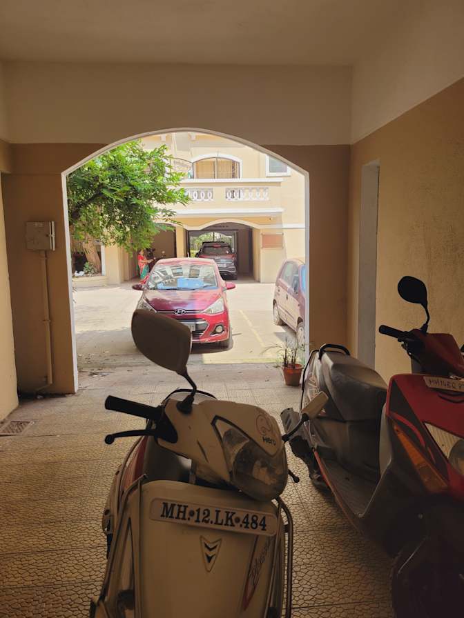 Jasleen Batra's room