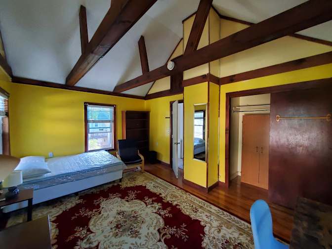 Ali's room