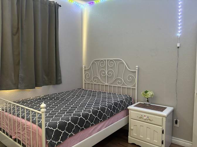 Helen Sam's room