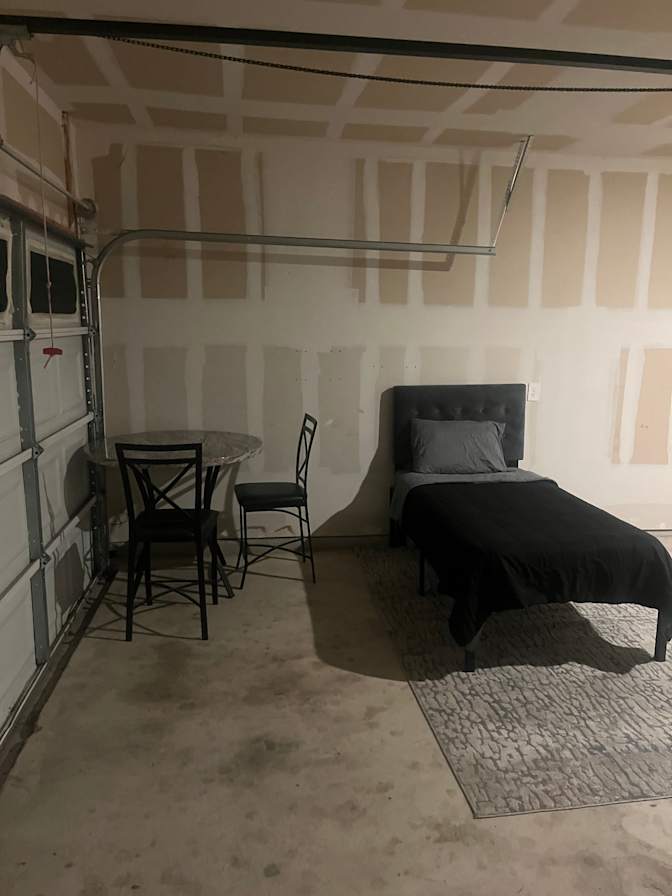 Renold's room