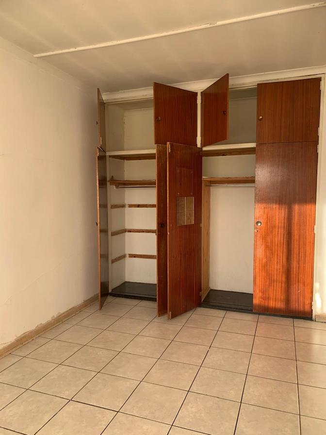 Porschè's room
