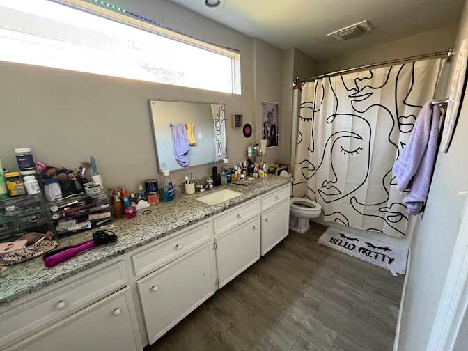 Jessica's room