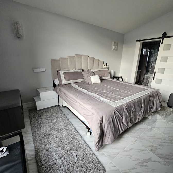 Paula's room