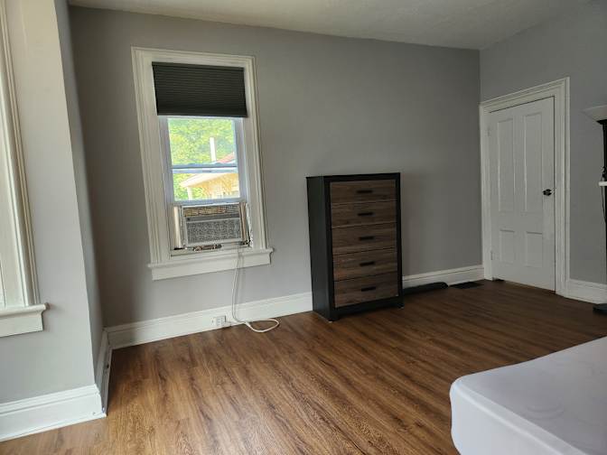 ALBERTO's room