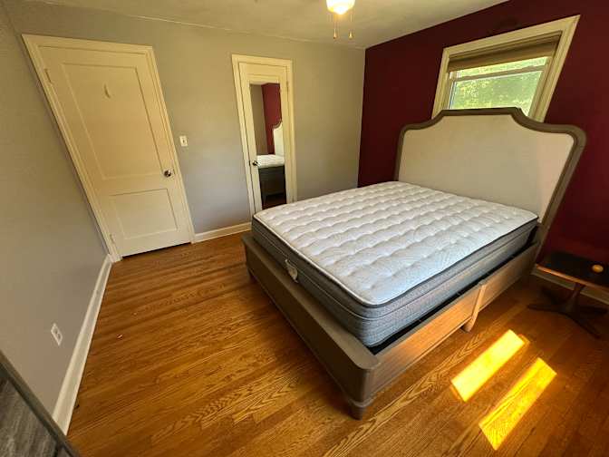 Ron's room
