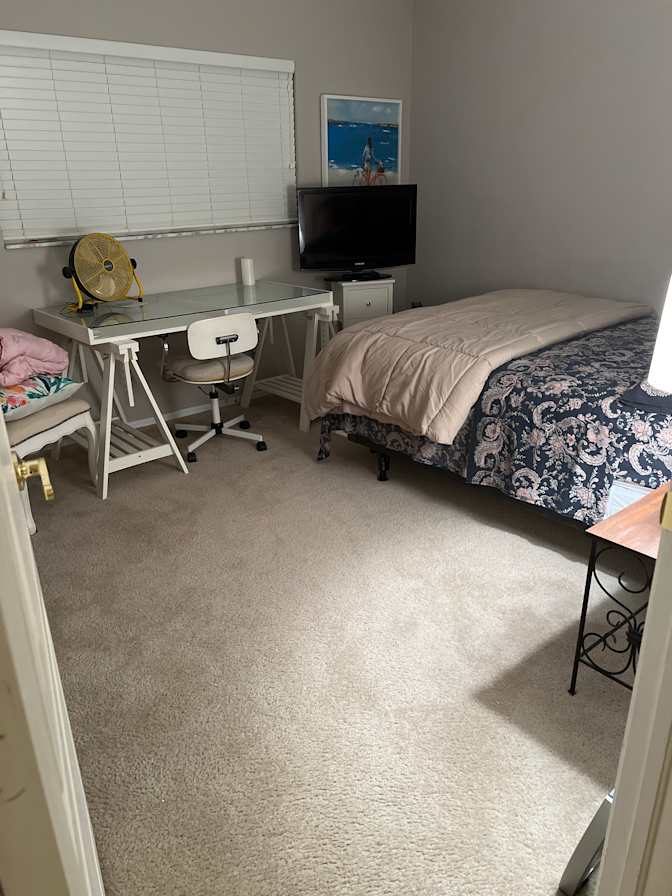 Carylyn's room