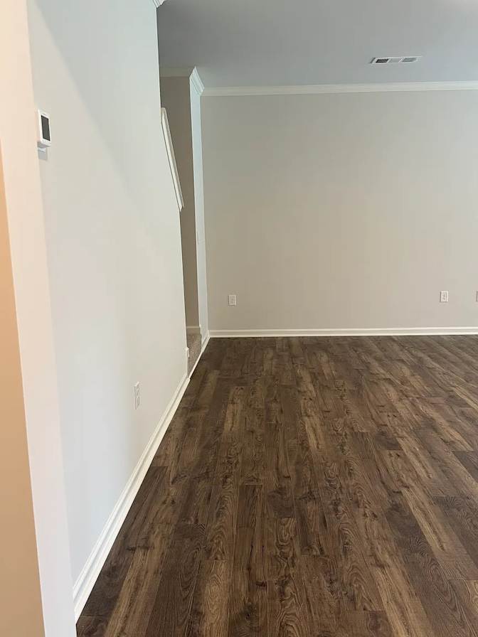 Alcove Rooms's room