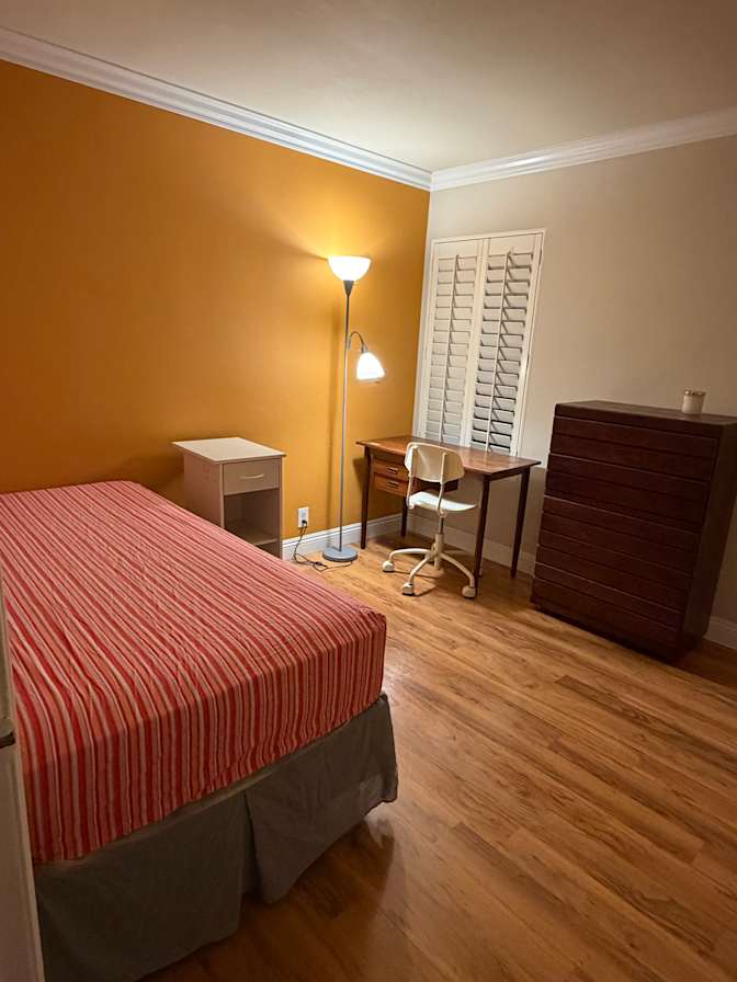 Vivian's room