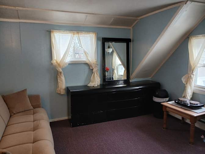 Julia's room