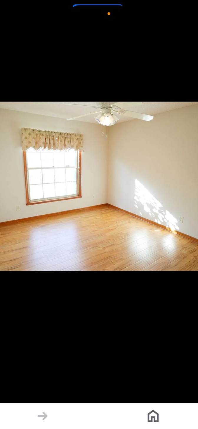 Josue's room